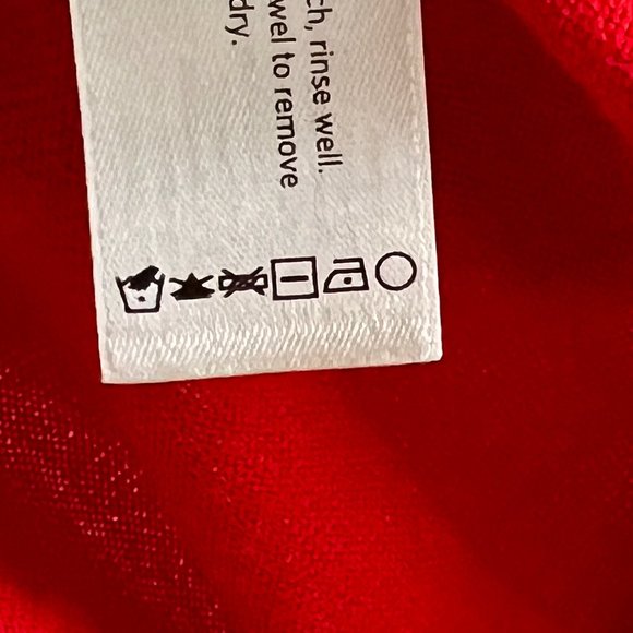 Like new EILEEN FISHER Lightweight Bright Red Merino Wool V-Neck Sweater… - Picture 12 of 12
